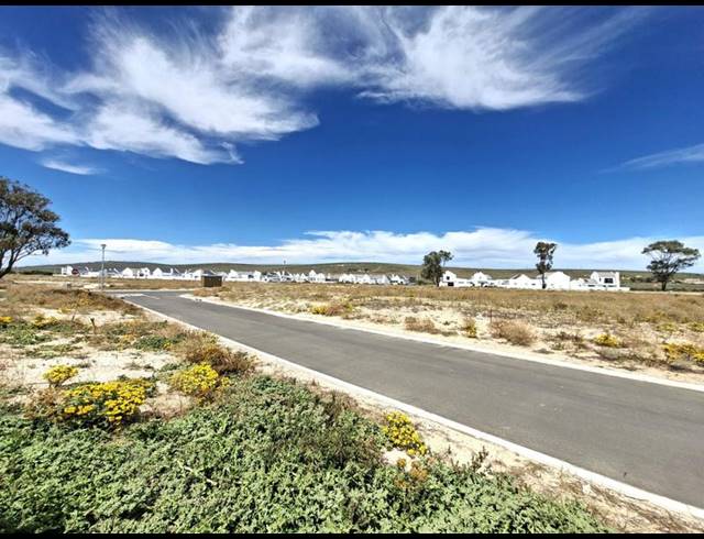 LAND FOR SALE IN BRITANNIA BAY